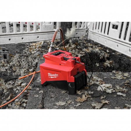 Аккумуляторный вспомогательный гидравлический насос M18 HUP700-121 [FORGE™]